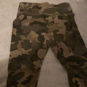 Camo leggings